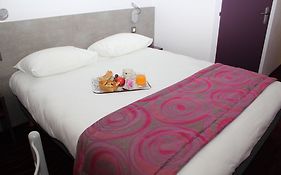 Brit Hotel Les Evens